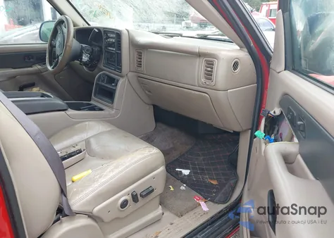 2003 Chevrolet Avalanche 1500 z USA, uszkodzony, nr VIN 3GNEC13T03G196148